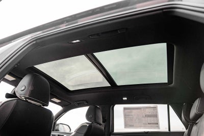 2026 Volkswagen Atlas Cross Sport 2.0T SEL R-Line Black 4MOTION