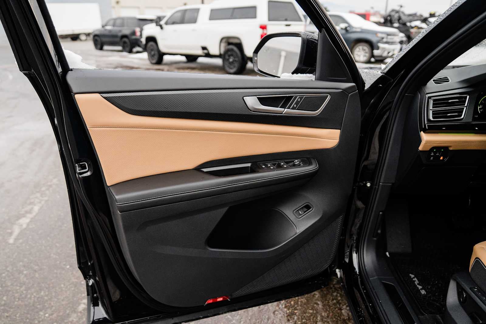 2026 Volkswagen Atlas Cross Sport 2.0T SEL 4MOTION