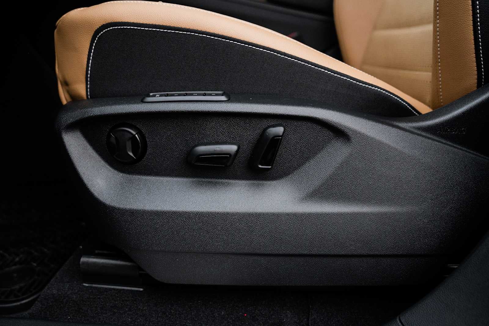 2026 Volkswagen Atlas Cross Sport 2.0T SEL 4MOTION