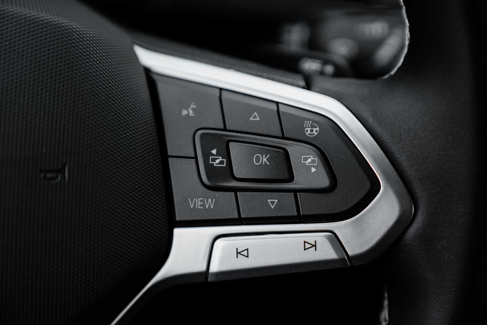 2026 Volkswagen Atlas Cross Sport 2.0T SEL 4MOTION