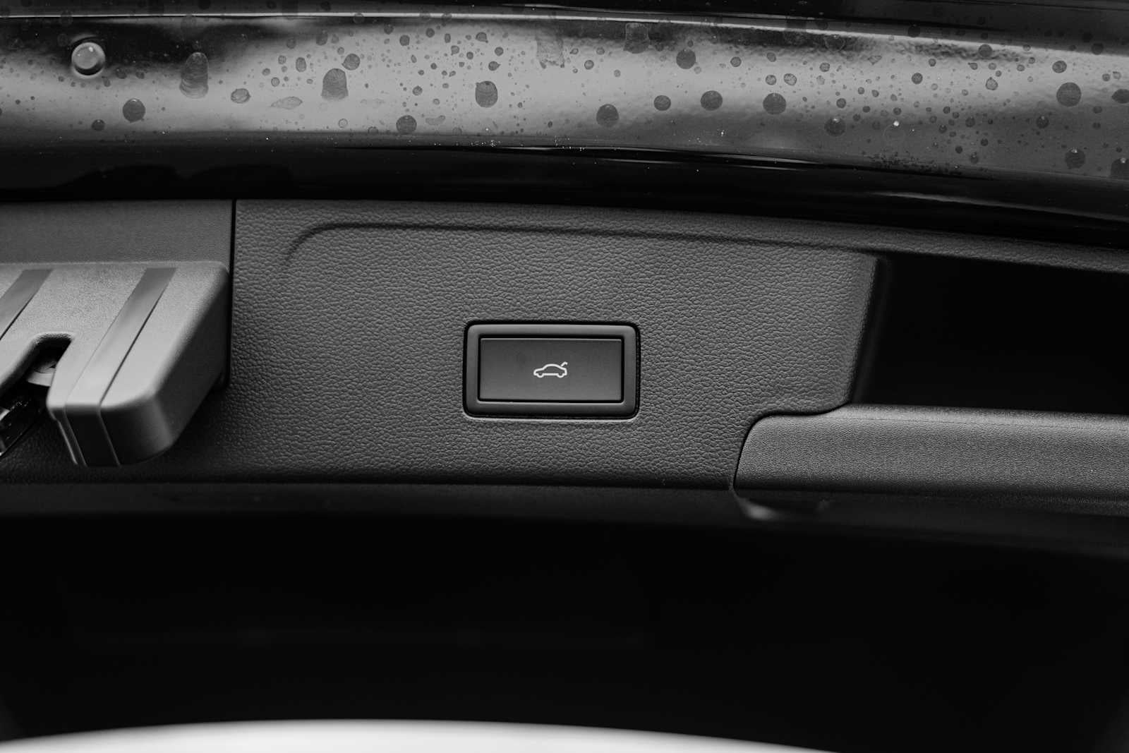 2026 Volkswagen Atlas Cross Sport 2.0T SEL 4MOTION