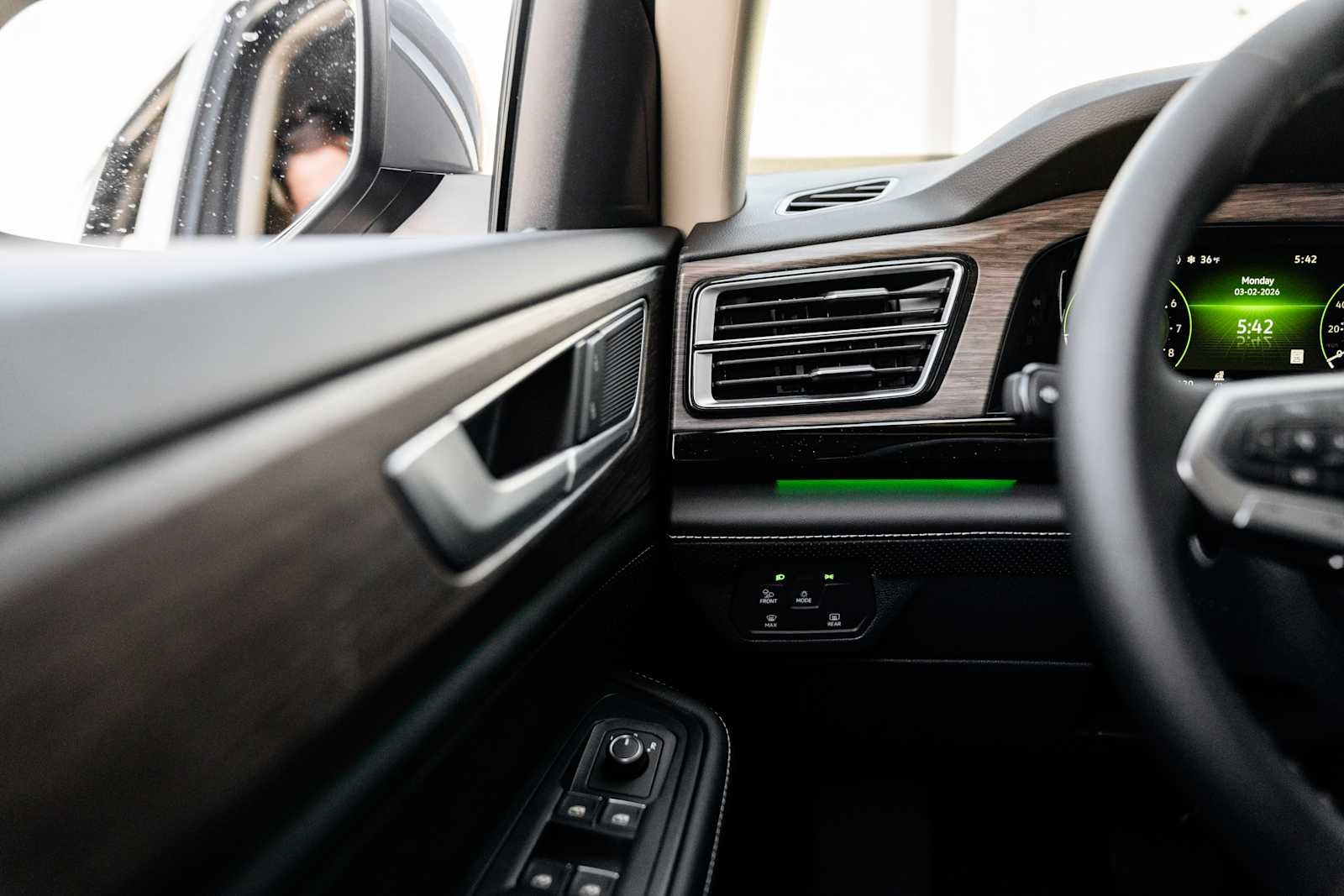 2026 Volkswagen Atlas 2.0T SEL 4MOTION