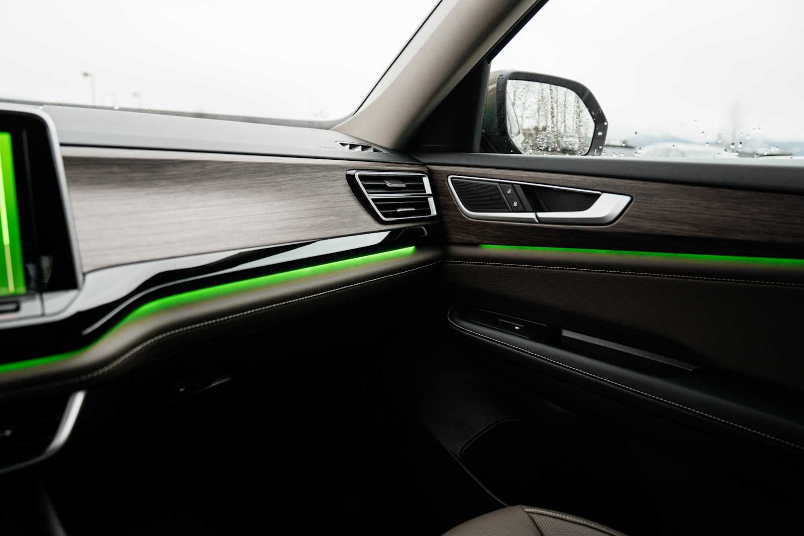 2026 Volkswagen Atlas 2.0T SEL 4MOTION