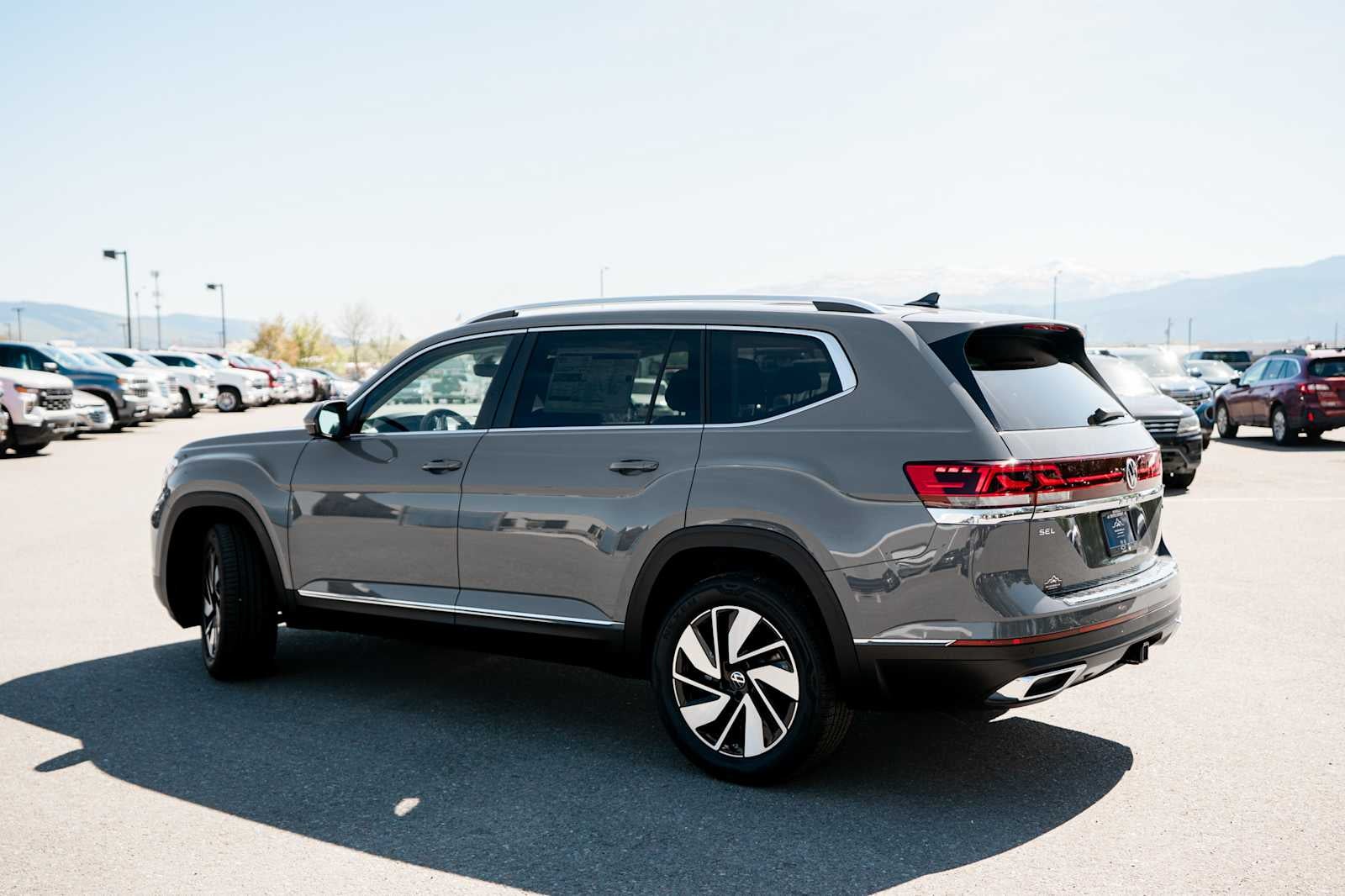 2026 Volkswagen Atlas 2.0T SEL