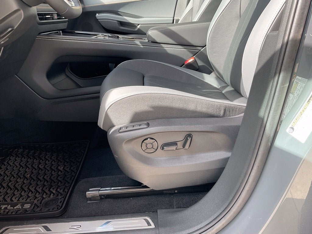 2027 Volkswagen Atlas 2.0T SEL