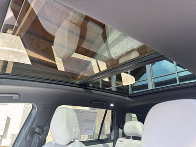 2027 Volkswagen Atlas SEL R-Line