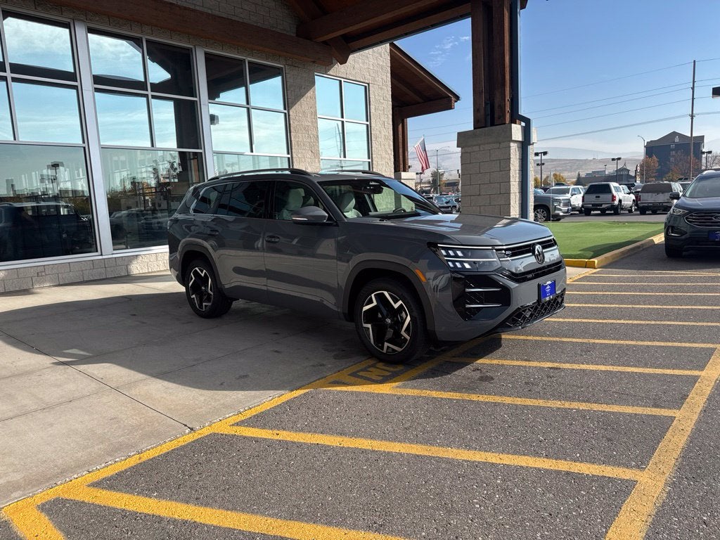 2027 Volkswagen Atlas SEL R-Line