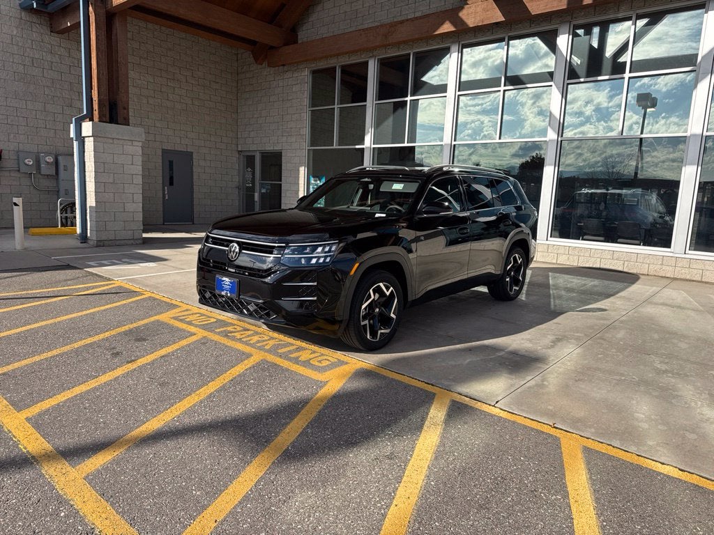 2027 Volkswagen Atlas SEL R-Line