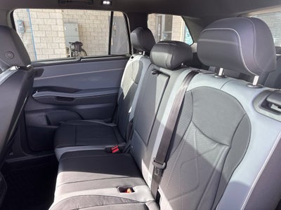 2027 Volkswagen Atlas SEL R-Line