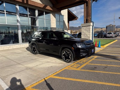 2027 Volkswagen Atlas SEL R-Line