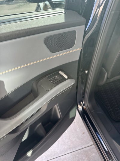 2027 Volkswagen Atlas SEL R-Line