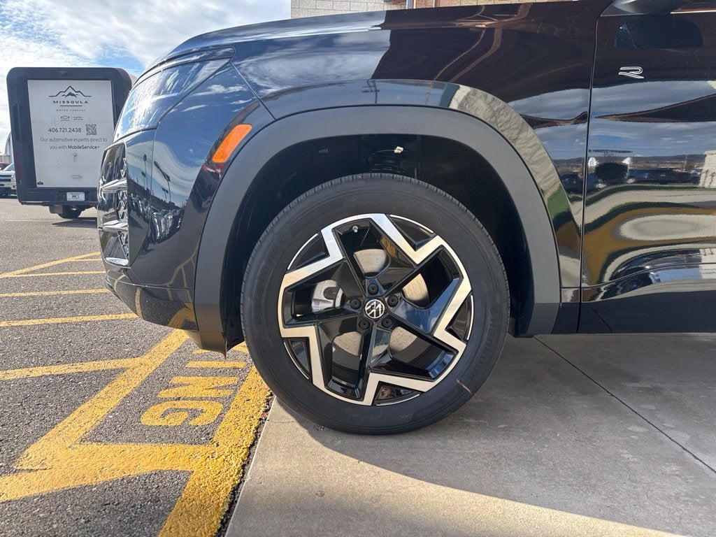 2027 Volkswagen Atlas SEL R-Line