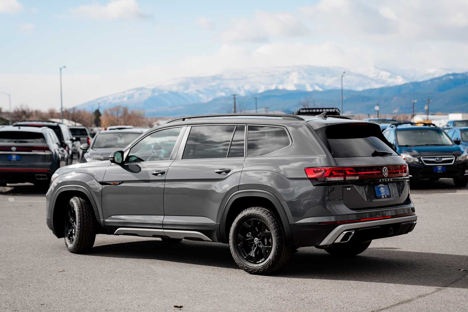 2026 Volkswagen Atlas 2.0T Peak Edition