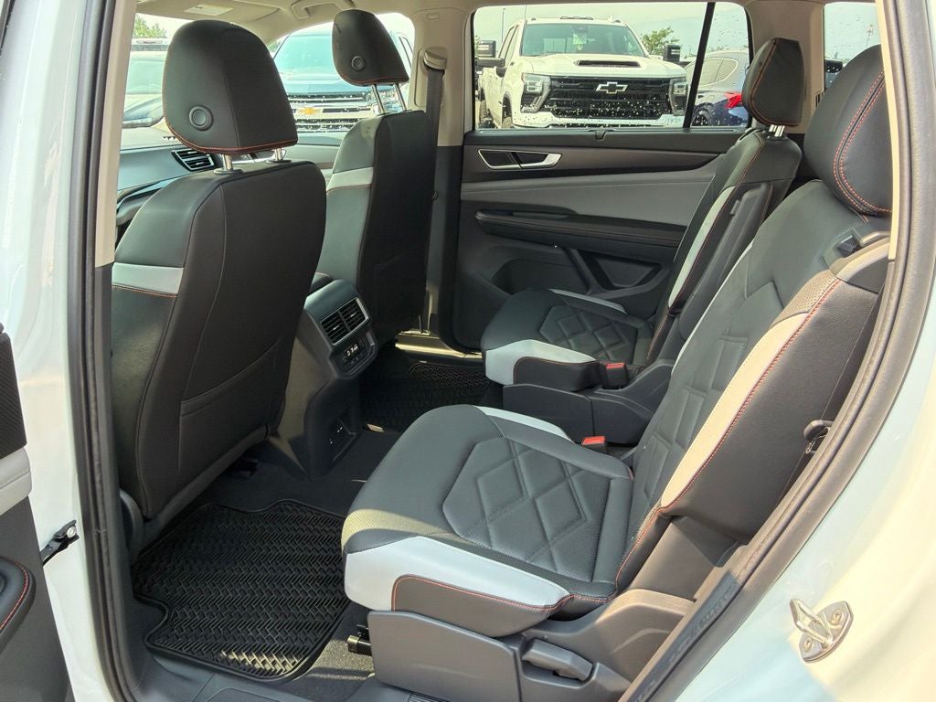 2026 Volkswagen Atlas 2.0T Peak Edition