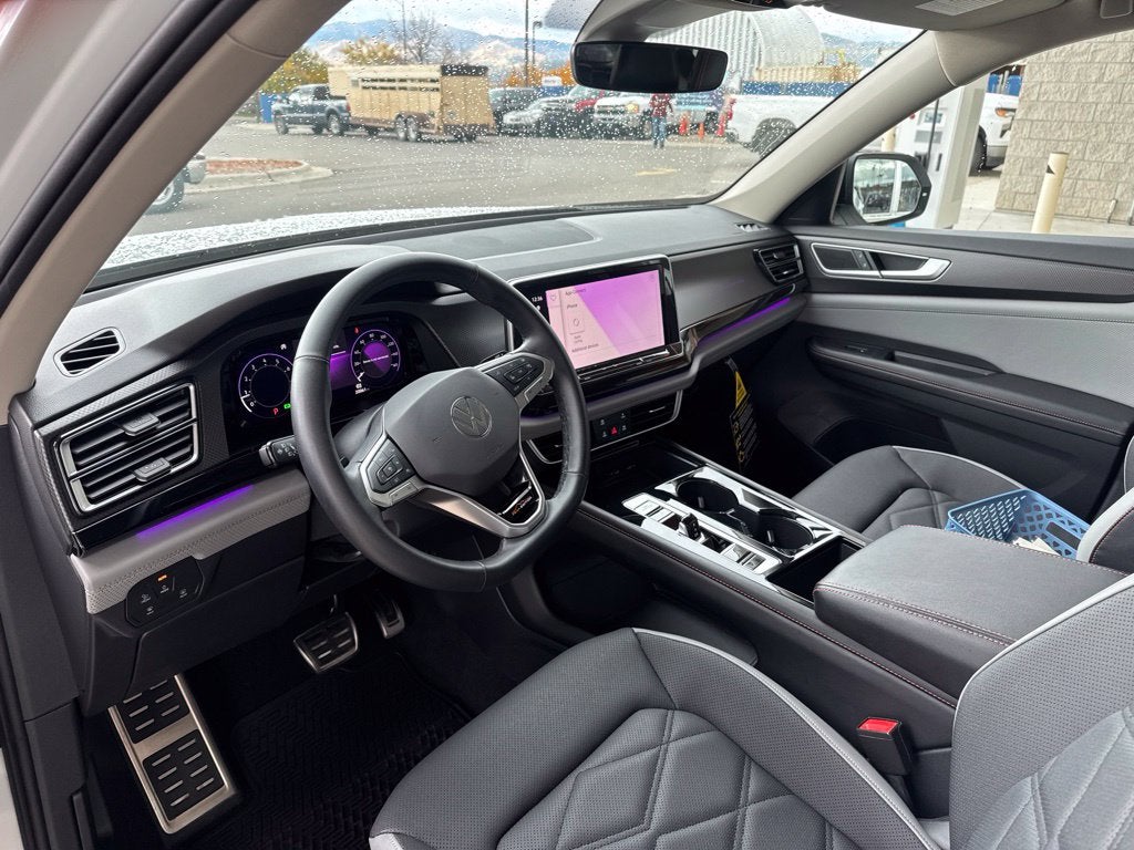 2024 Volkswagen Atlas 2.0T Peak Edition SE w/Technology
