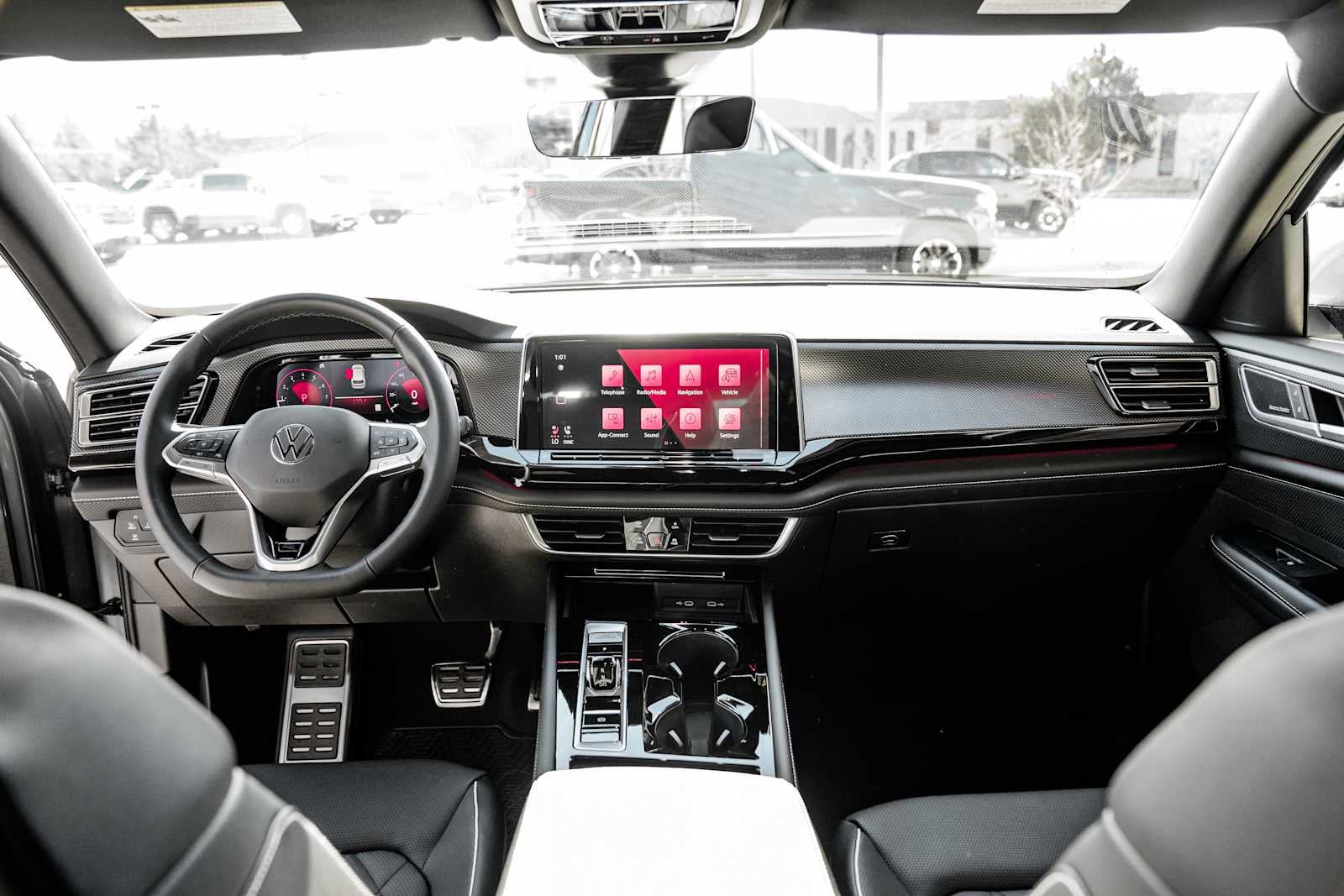 2026 Volkswagen Atlas Cross Sport 2.0T SEL Premium R-Line 4MOTION