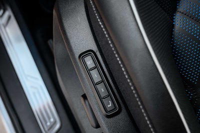 2026 Volkswagen Atlas Cross Sport 2.0T SEL Premium R-Line 4MOTION