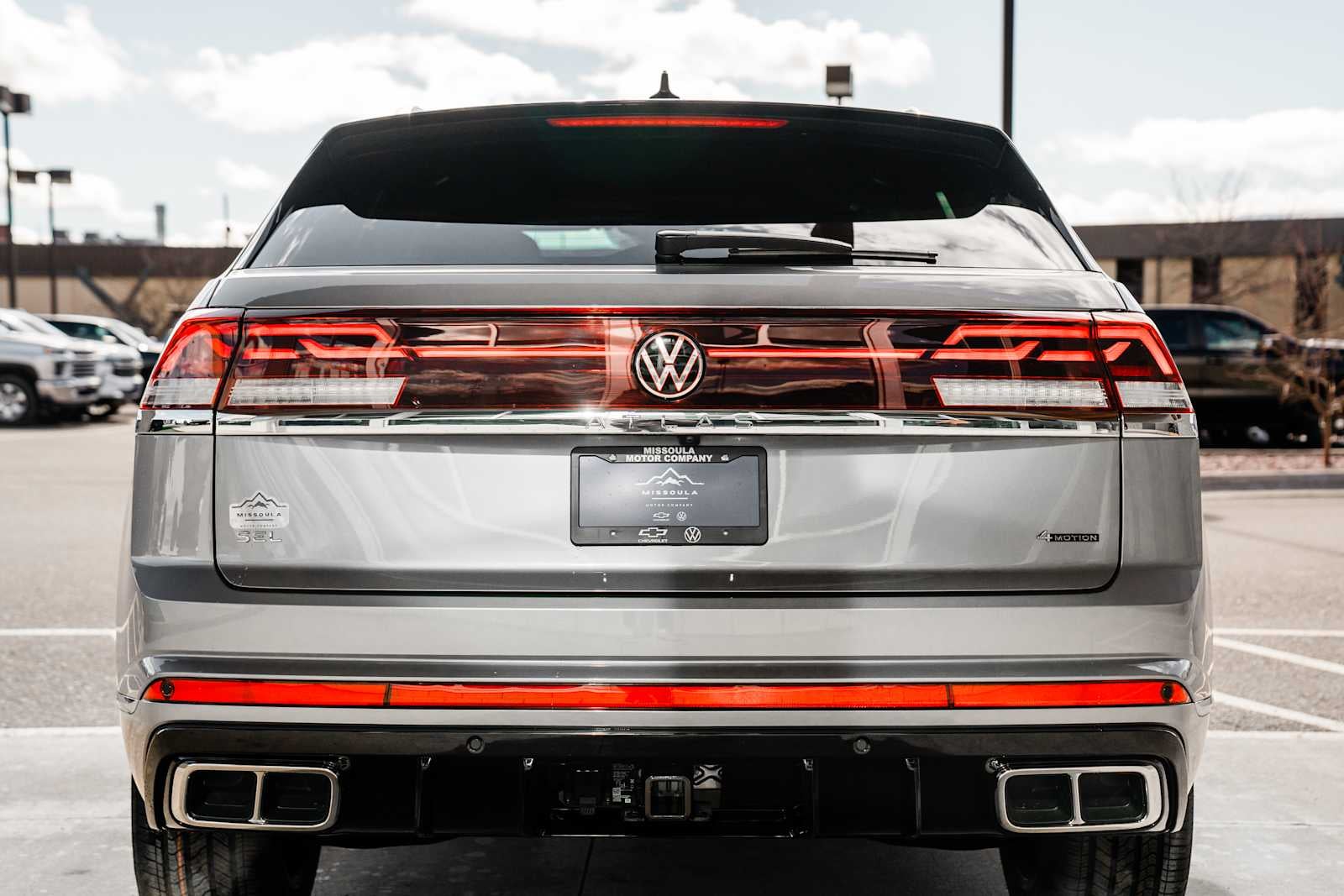 2026 Volkswagen Atlas Cross Sport 2.0T SEL Premium R-Line 4MOTION