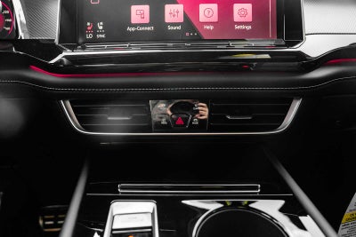 2026 Volkswagen Atlas Cross Sport 2.0T SEL Premium R-Line 4MOTION