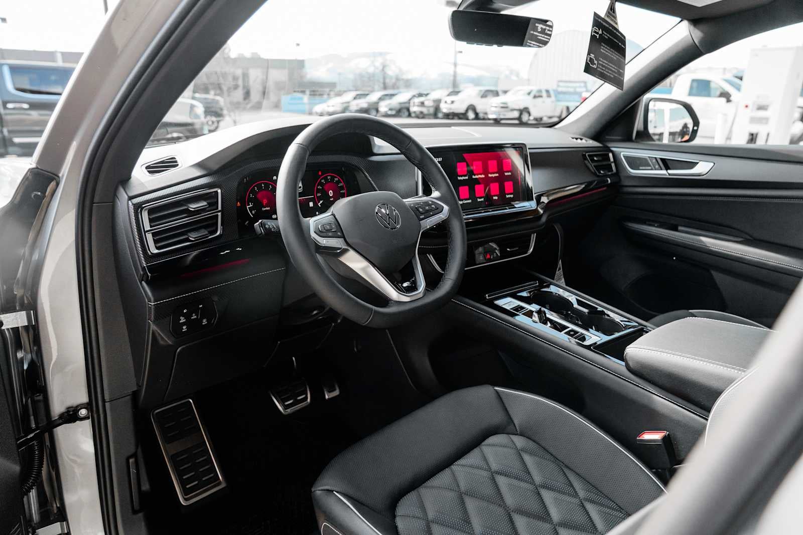 2026 Volkswagen Atlas Cross Sport 2.0T SEL Premium R-Line 4MOTION