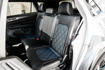 2026 Volkswagen Atlas Cross Sport 2.0T SEL Premium R-Line 4MOTION