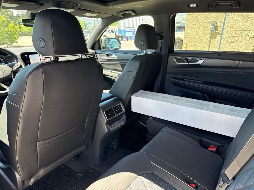 2026 Volkswagen Atlas Cross Sport 2.0T SEL Premium R-Line