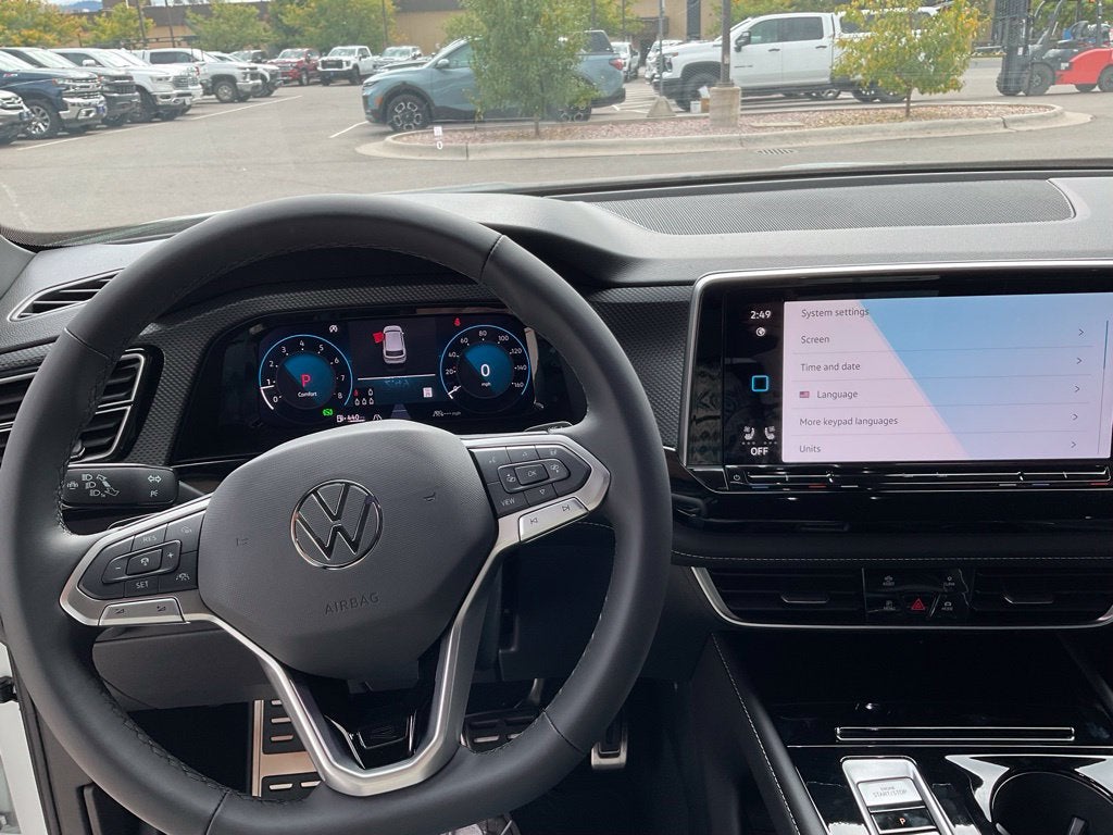 2026 Volkswagen Atlas Cross Sport 2.0T SEL Premium R-Line