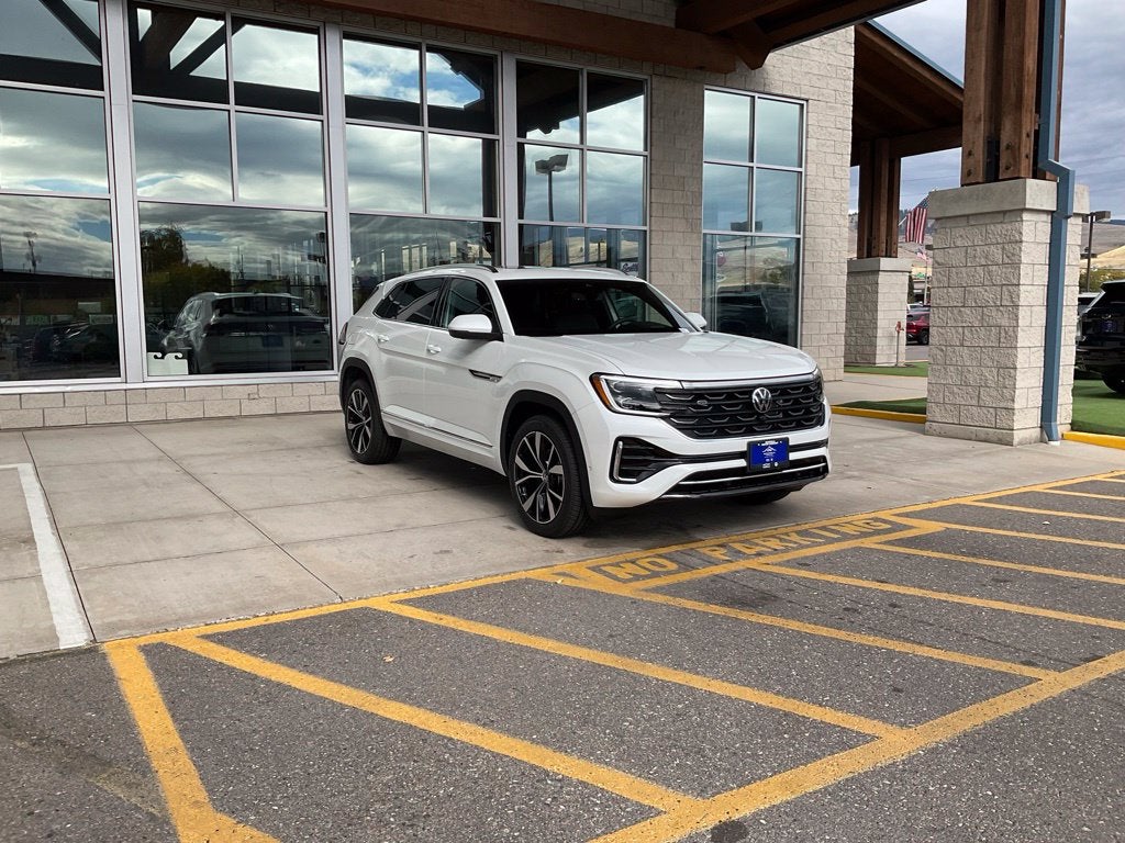 2026 Volkswagen Atlas Cross Sport 2.0T SEL Premium R-Line