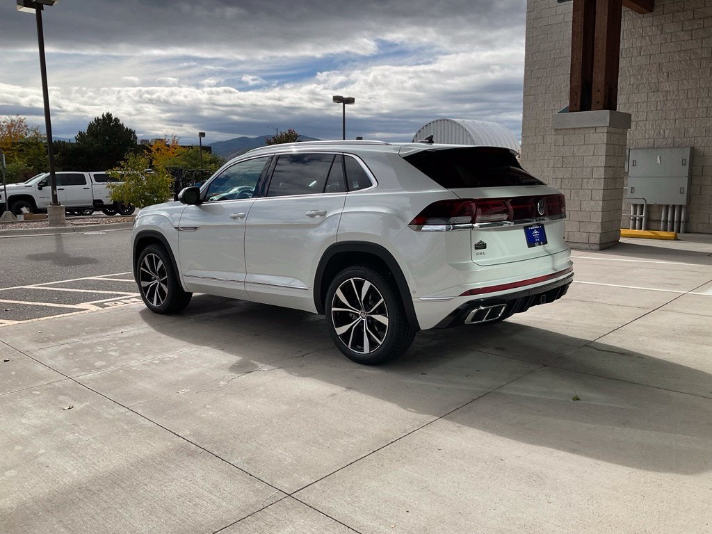 2026 Volkswagen Atlas Cross Sport 2.0T SEL Premium R-Line