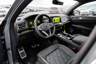 2026 Volkswagen Atlas Cross Sport 2.0T SEL Premium R-Line 4MOTION