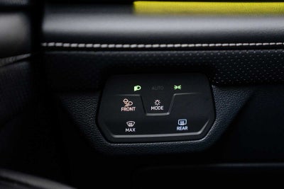 2026 Volkswagen Atlas Cross Sport 2.0T SEL Premium R-Line 4MOTION