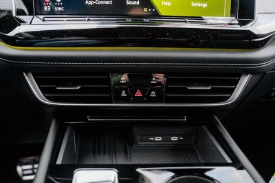 2026 Volkswagen Atlas Cross Sport 2.0T SEL Premium R-Line 4MOTION