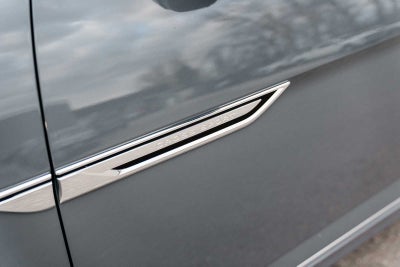 2026 Volkswagen Atlas Cross Sport 2.0T SEL Premium R-Line 4MOTION