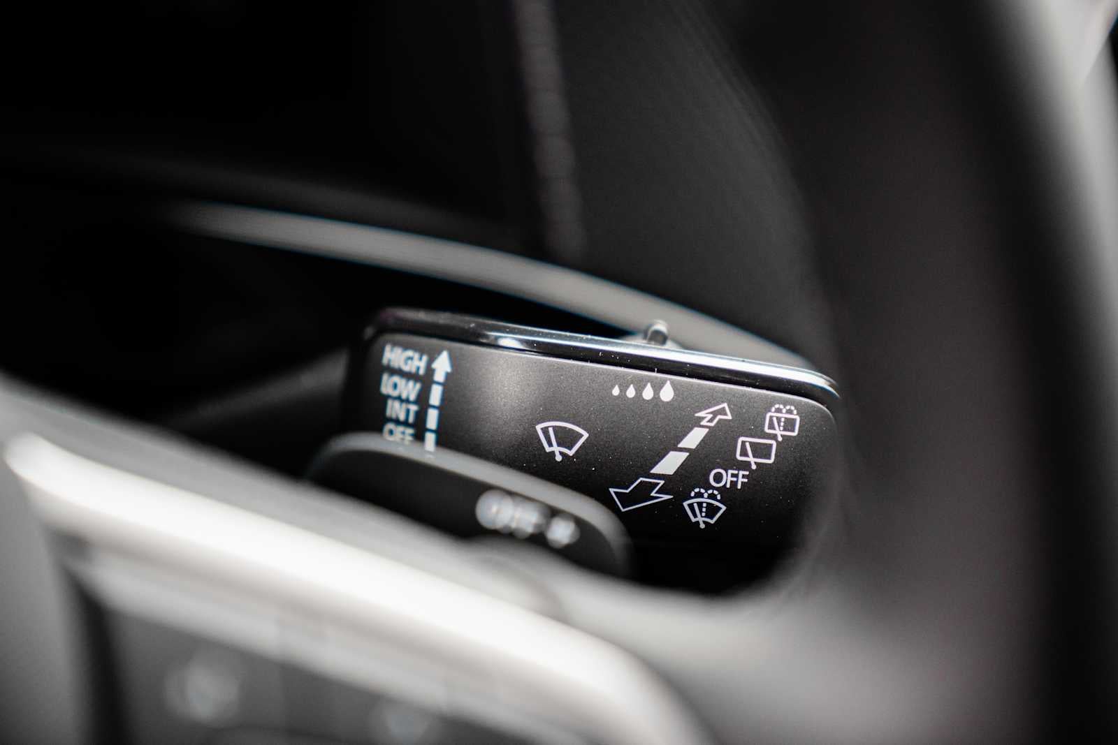 2026 Volkswagen Atlas Cross Sport 2.0T SEL Premium R-Line 4MOTION