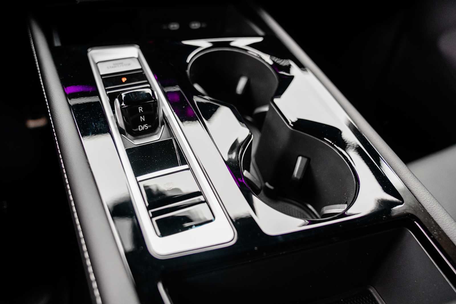 2026 Volkswagen Atlas Cross Sport 2.0T SEL Premium R-Line 4MOTION