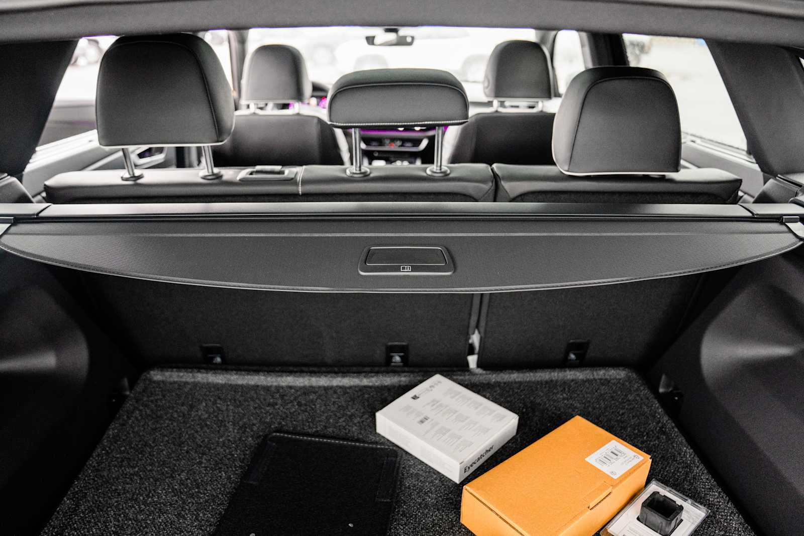 2026 Volkswagen Atlas Cross Sport 2.0T SEL Premium R-Line 4MOTION