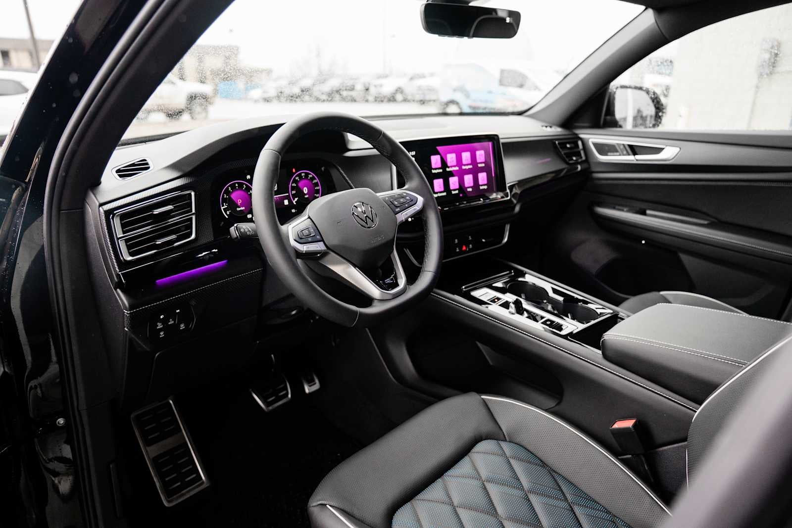 2026 Volkswagen Atlas Cross Sport 2.0T SEL Premium R-Line 4MOTION