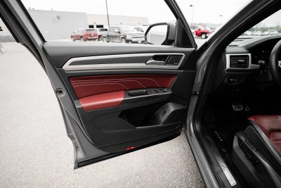 2023 Volkswagen Atlas Cross Sport 3.6L V6 SEL Premium R-Line