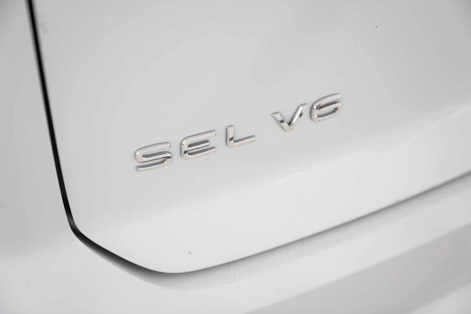2023 Volkswagen Atlas Cross Sport 3.6L V6 SEL Premium R-Line