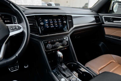 2023 Volkswagen Atlas Cross Sport 3.6L V6 SEL Premium R-Line