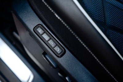 2025 Volkswagen Atlas Cross Sport 2.0T SEL Premium R-Line