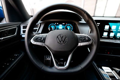 2025 Volkswagen Atlas Cross Sport 2.0T SEL Premium R-Line