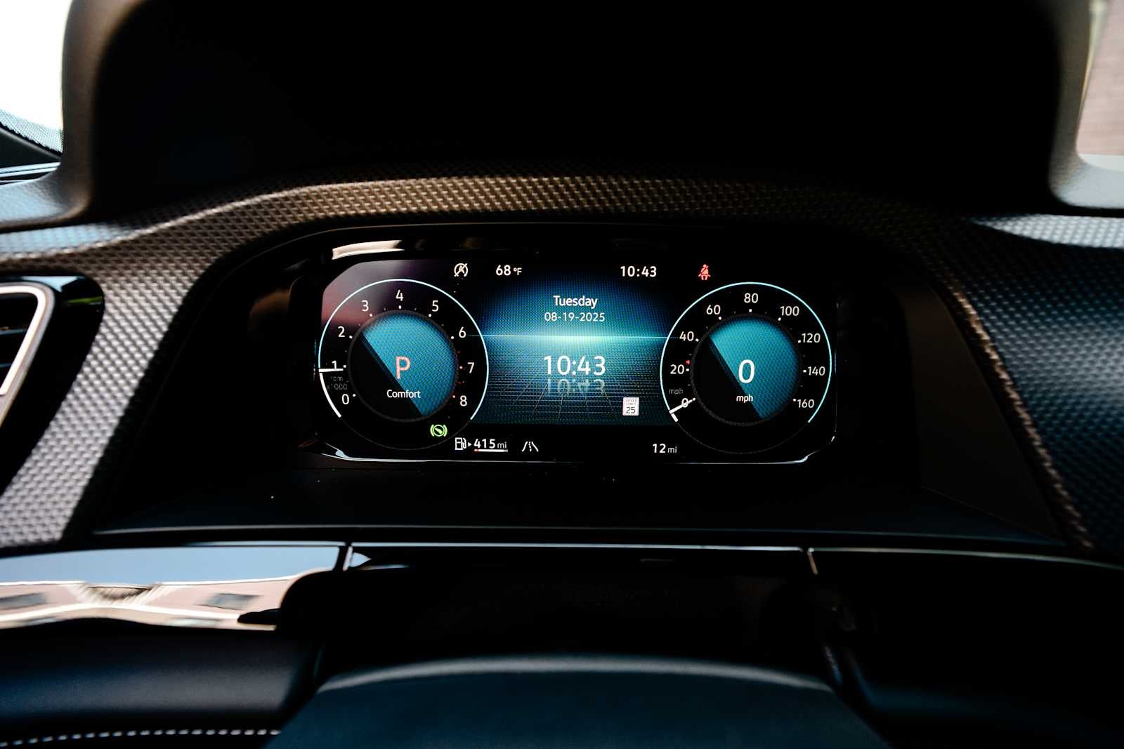 2025 Volkswagen Atlas Cross Sport 2.0T SEL Premium R-Line