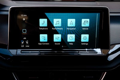 2025 Volkswagen Atlas Cross Sport 2.0T SEL Premium R-Line