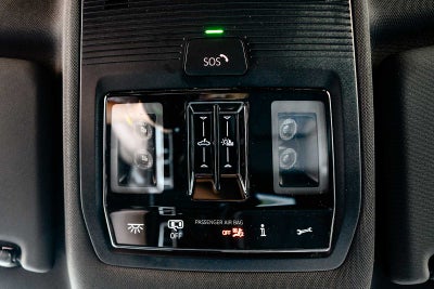 2025 Volkswagen Atlas Cross Sport 2.0T SEL Premium R-Line