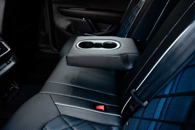 2025 Volkswagen Atlas Cross Sport 2.0T SEL Premium R-Line