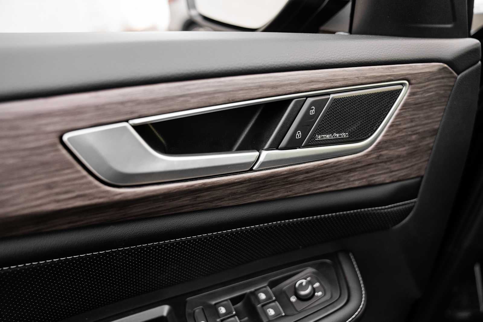 2026 Volkswagen Atlas 2.0T SEL Premium R-Line 4MOTION