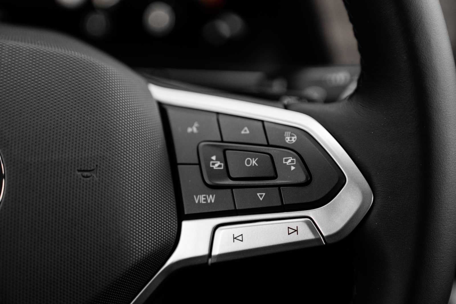 2026 Volkswagen Atlas 2.0T SEL Premium R-Line 4MOTION