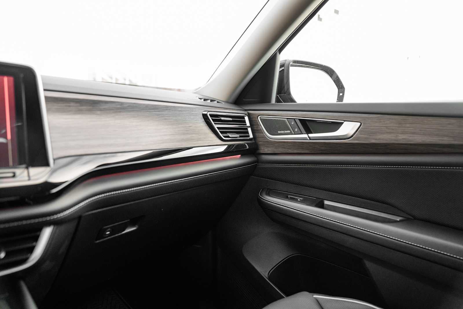 2026 Volkswagen Atlas 2.0T SEL Premium R-Line 4MOTION