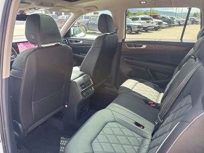 2026 Volkswagen Atlas 2.0T SEL Premium R-Line
